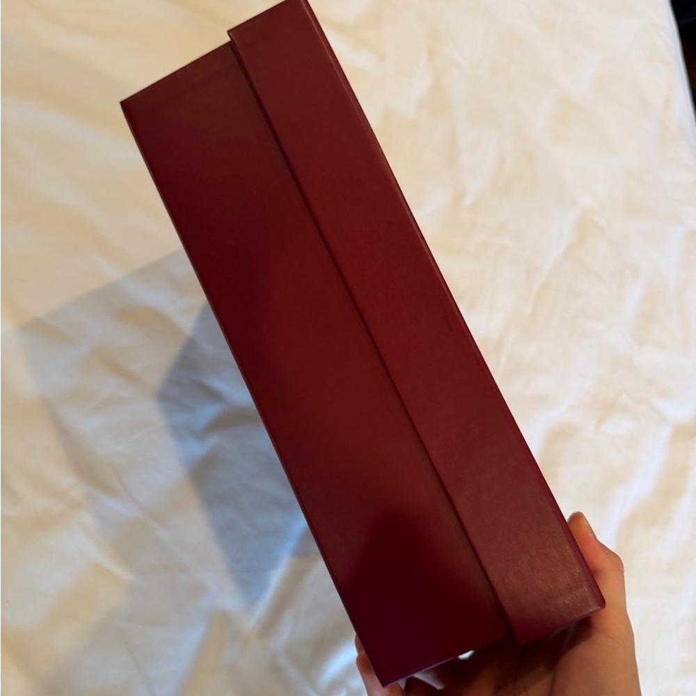 Gucci Gift Box - Picture 4 of 12